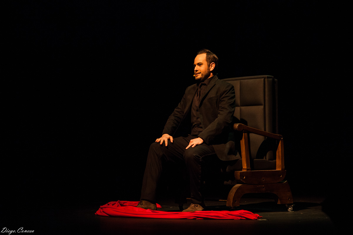 JORGE BLASS: PALABRA DE MAGO