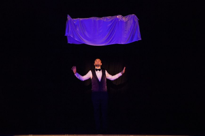 JORGE BLASS: PALABRA DE MAGO JORGE BLASS: PALABRA DE MAGO