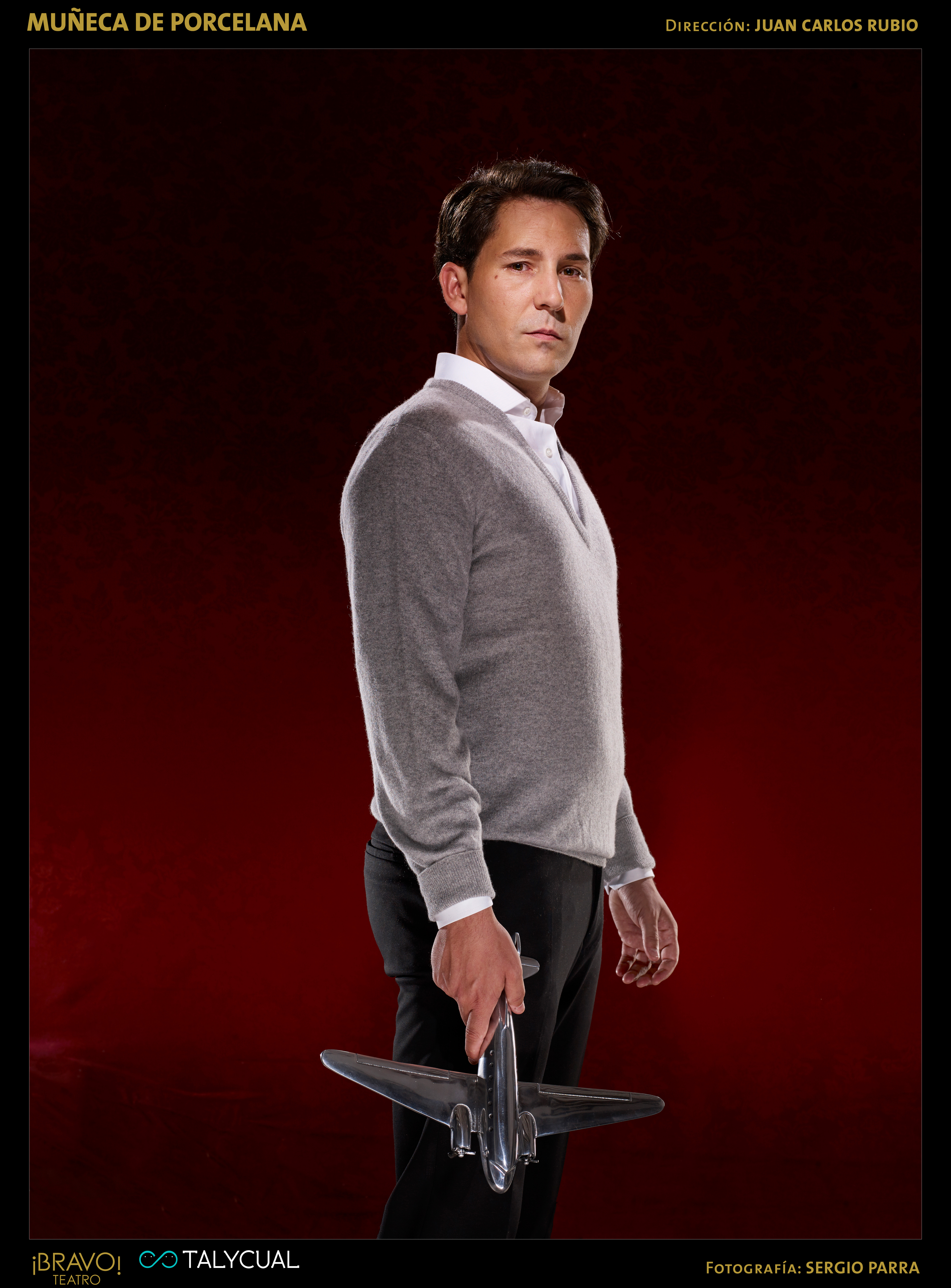 MUÑECA DE PORCELANA