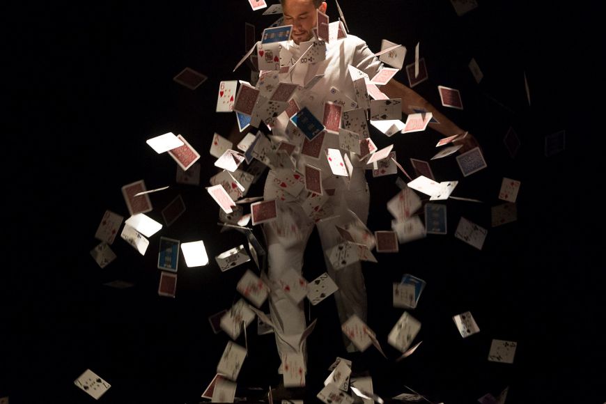 JORGE BLASS: PALABRA DE MAGO JORGE BLASS: PALABRA DE MAGO