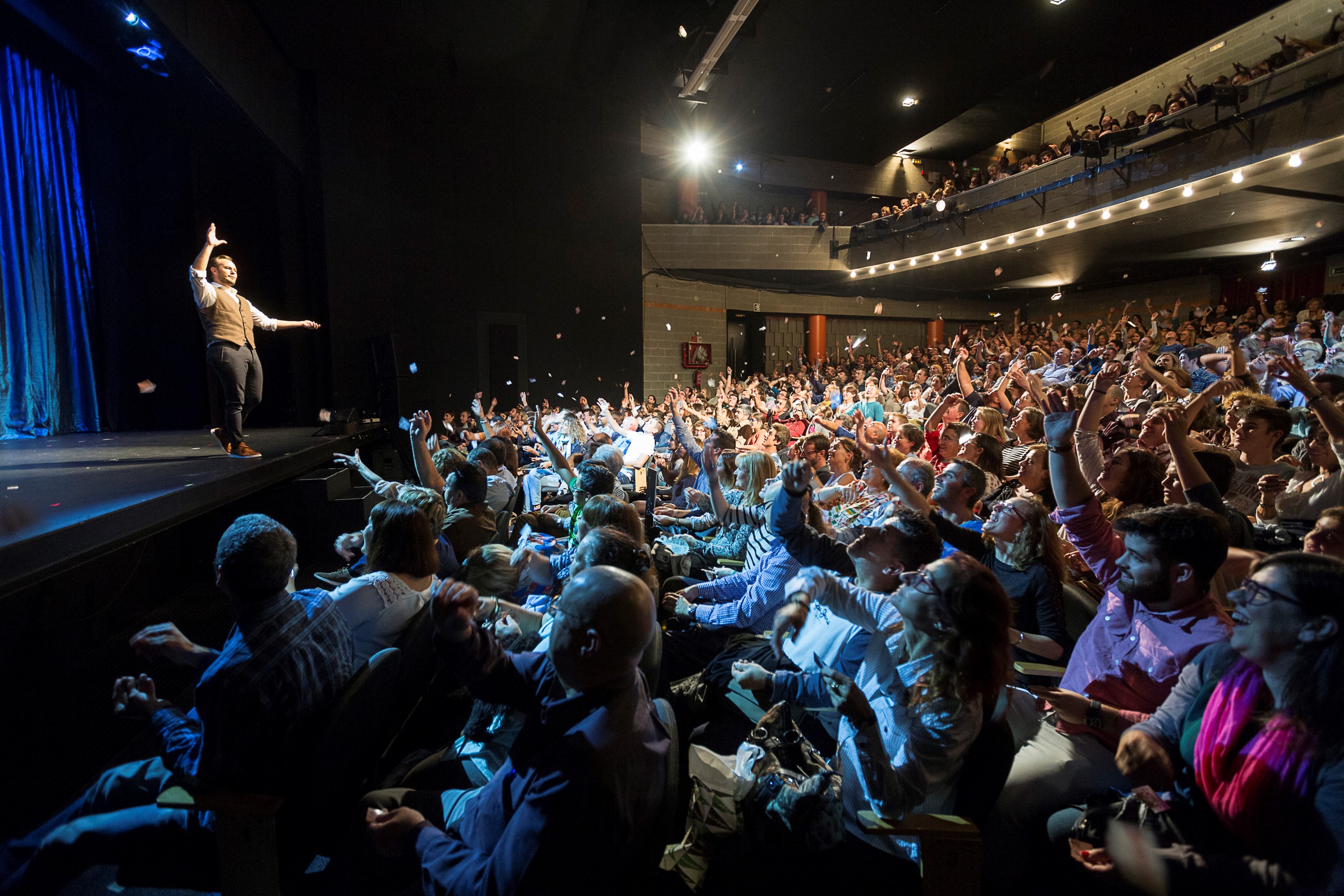 JORGE BLASS: PALABRA DE MAGO